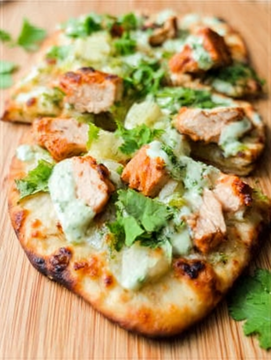 Tandoori-Hähnchen-Pizza mit Koriander-Minz-Chutney image 2