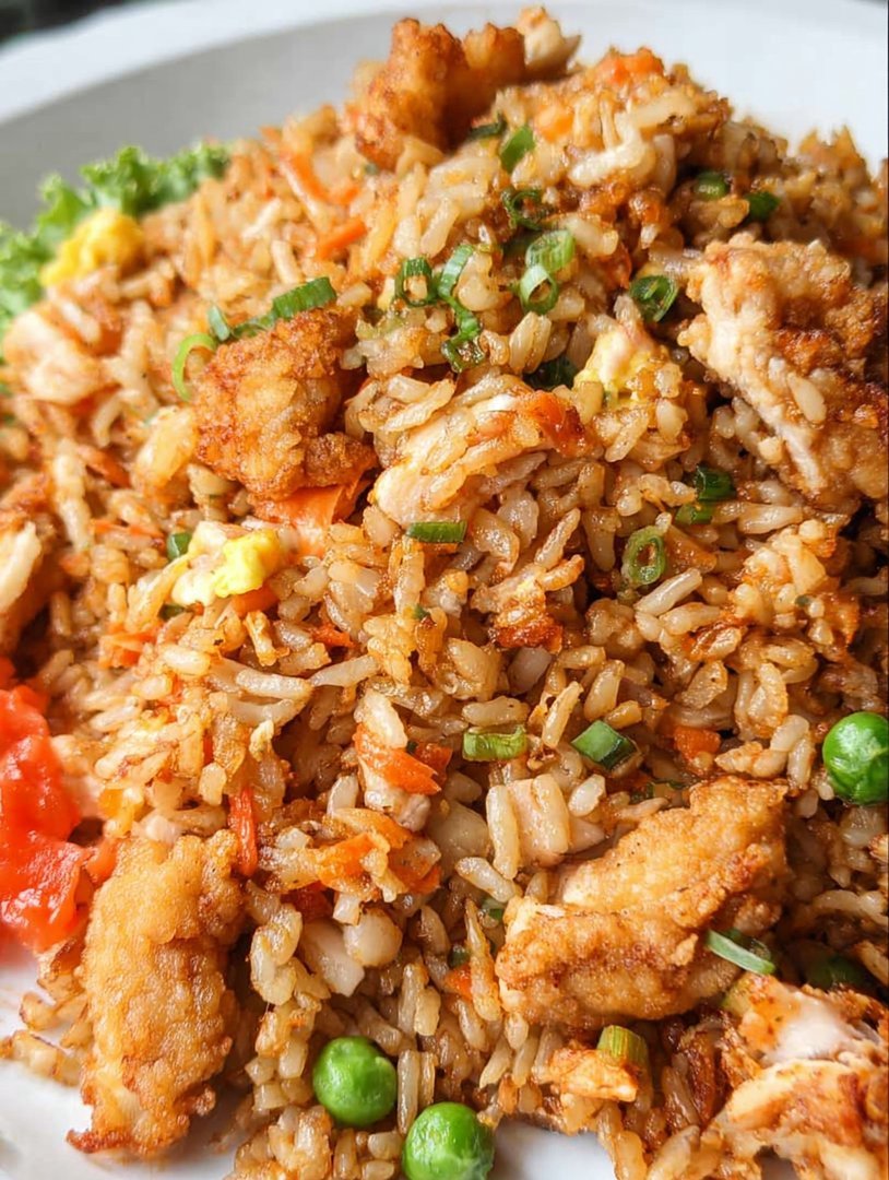 Schneller und einfacher gebratener Hühnerreis image 2